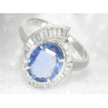 Ring: hochwertiger Platinring mit zertifiziertem Ceylon-Saphir von 3,38ct und Diamanten, IGI