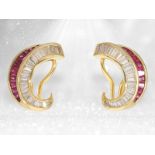 Ohrringe: Hochfeine Goldschmiede-Ohrringe mit Rubinen und Diamanten