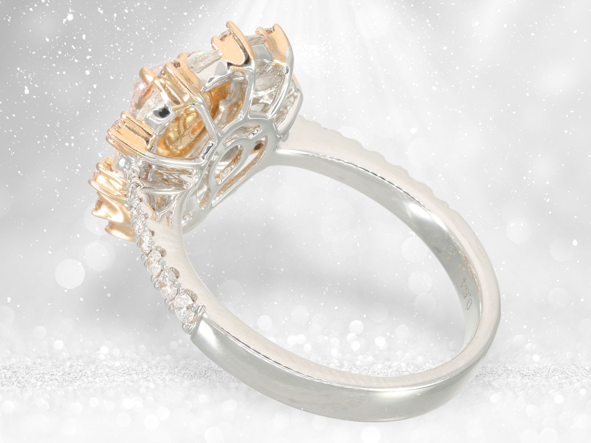 Ring: hochfeiner Goldschmiedering mit einem pinken Diamanten von 0,54ct, neuwertig - Bild 4 aus 4