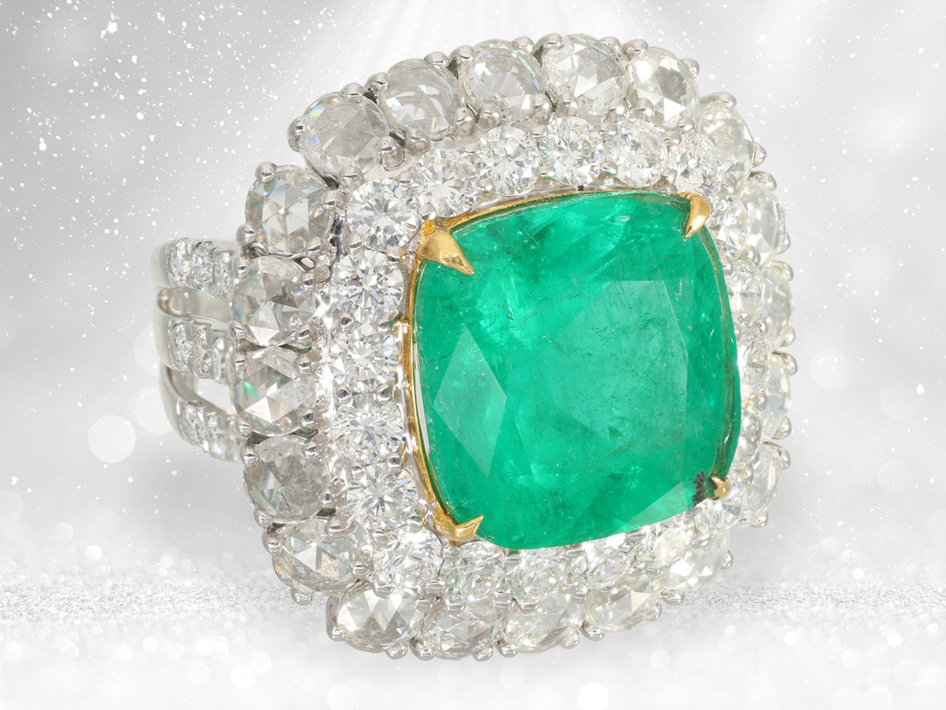 Ring: extremely high quality emerald ring, 11.32ct "Colombia - CE Insignificant", GRS report - Image 3 of 8