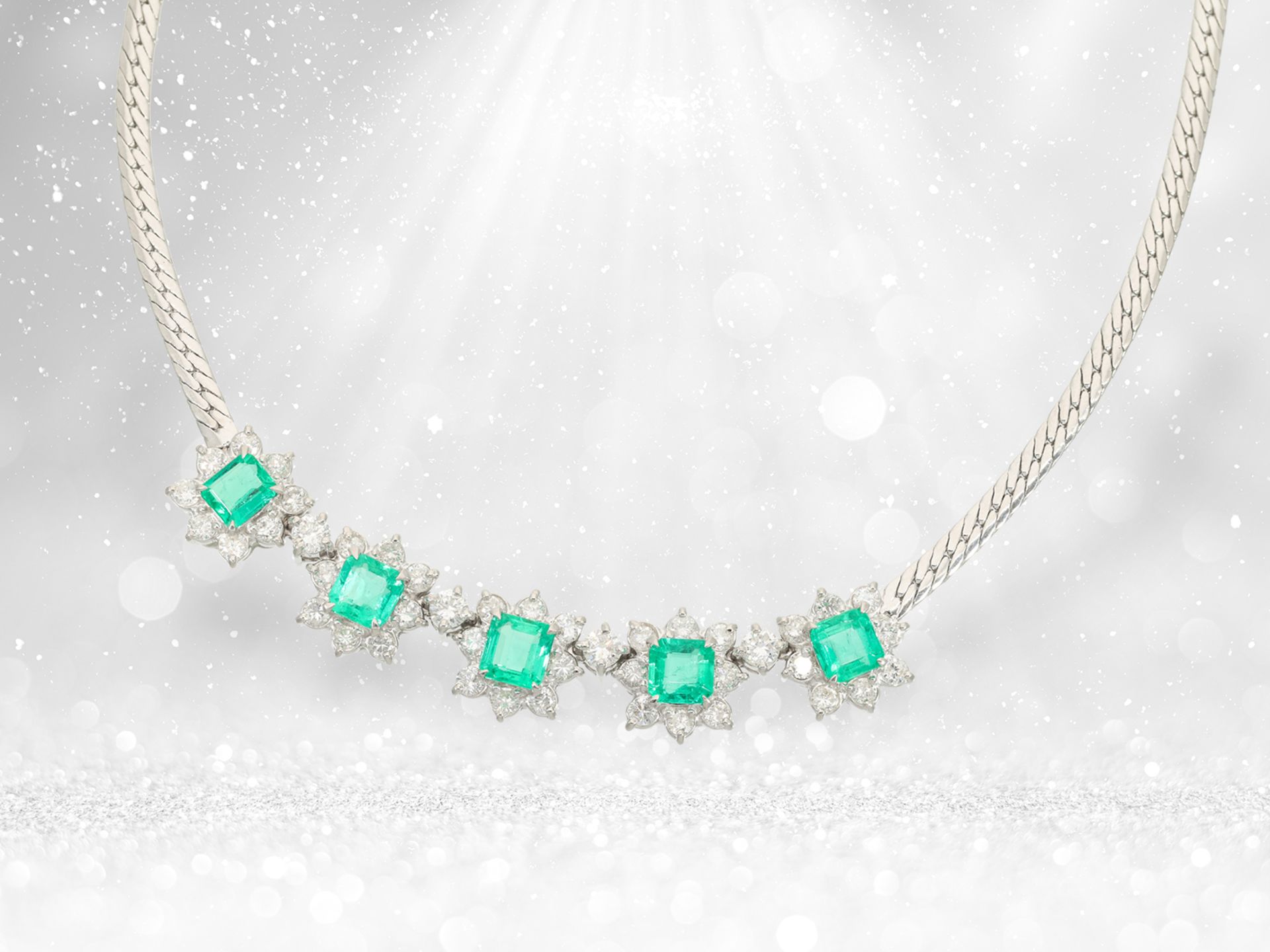 Necklace: formerly expensive platinum necklace with very fine emeralds and brilliant-cut diamonds - Image 5 of 5