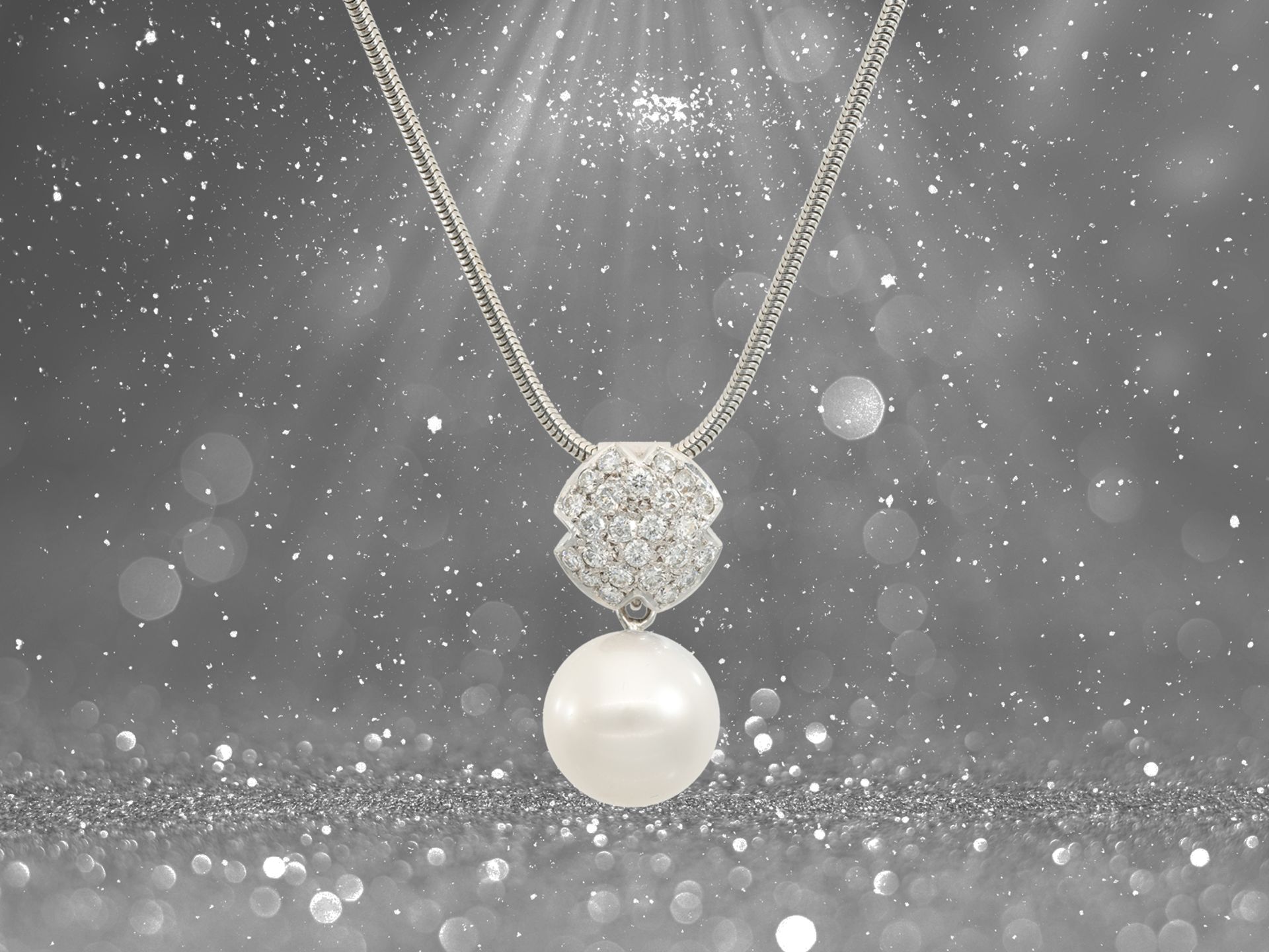 White gold snake necklace with South Sea pearl / brilliant-cut diamond goldsmith pendant