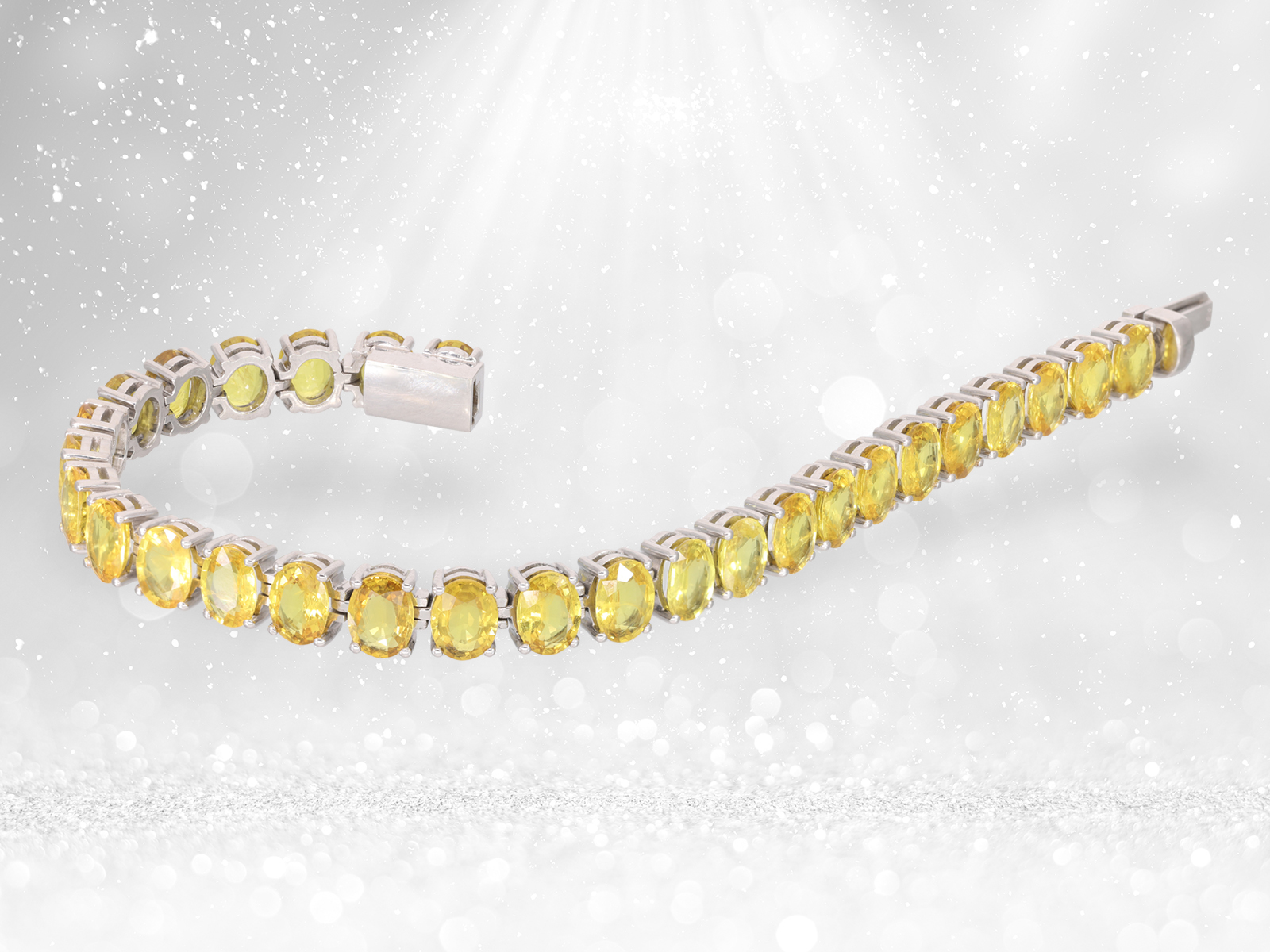 Modern 18K goldsmith's bracelet with yellow sapphires totalling approx. 42ct, valuable handwork by S - Image 2 of 4