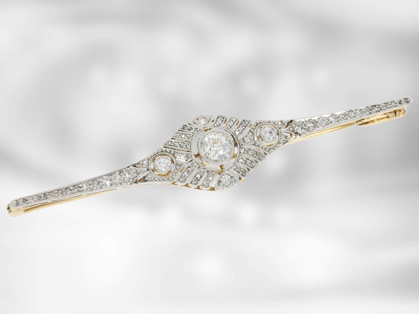 Brooch/pin: fine antique brooch with diamonds, total approx. 0.92ct, 14K gold, circa 1900