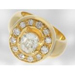 Ring: sehr schöner vintage Goldschmiedering mit großem Diamanten von ca. 1ct im Cushion-Schliff, 18K