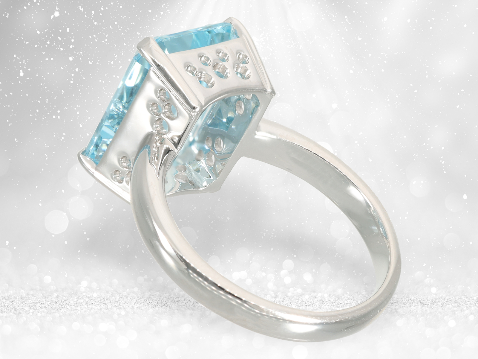 White gold goldsmith's ring with aquamarine of approx. 5.2ct - Image 5 of 5