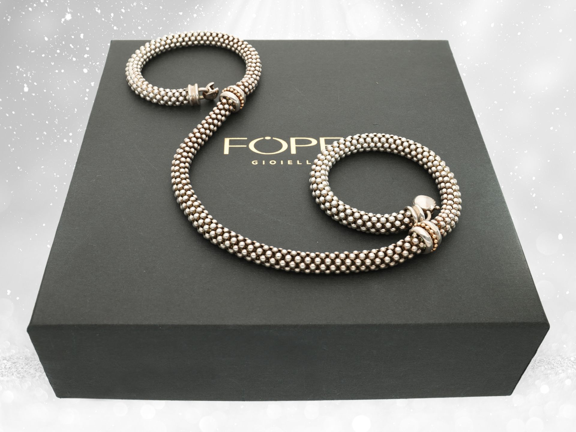 Modern, formerly very expensive Italian goldsmith's necklace, brand jewellery by Fope, 18K gold