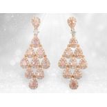 Ohrringe: hochwertiger, moderner Fancy Diamantschmuck "Pink Drops", 2,25ct pinke Diamanten