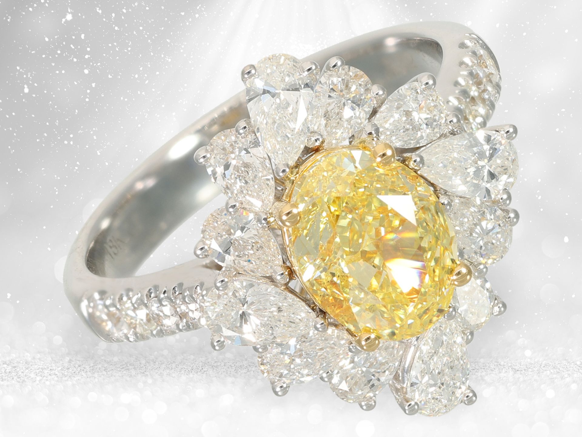 Ring: exquisite two-carat diamond ring "Canary-Fancy Intense Yellow", GIA report - Image 4 of 5