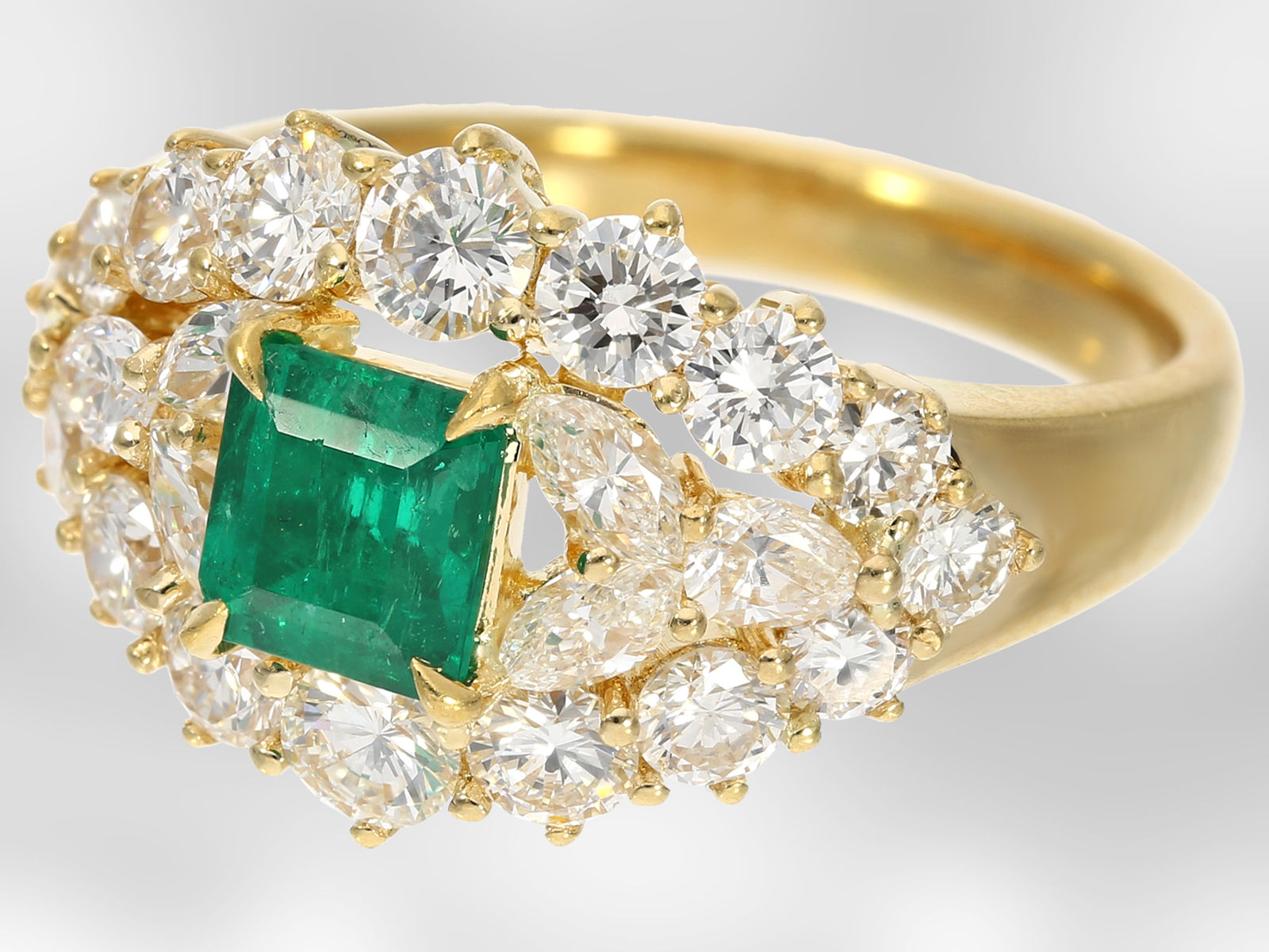 Very beautiful and high quality emerald/diamond ring, total approx. 2.34ct, Court Jeweller Roesner - Image 3 of 3