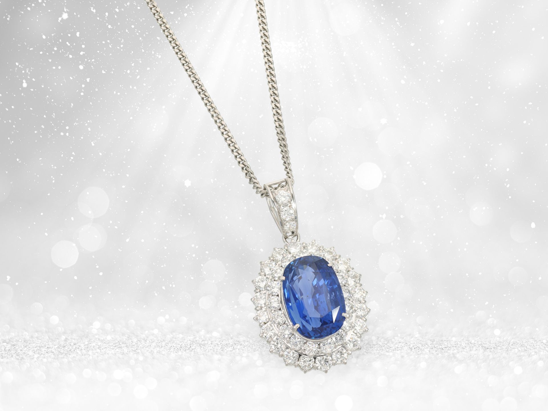 Pendant/chain: exclusive platinum sapphire jewellery, Ceylon sapphire of 23.25ct "NO HEAT", GÜBELIN - Image 5 of 5