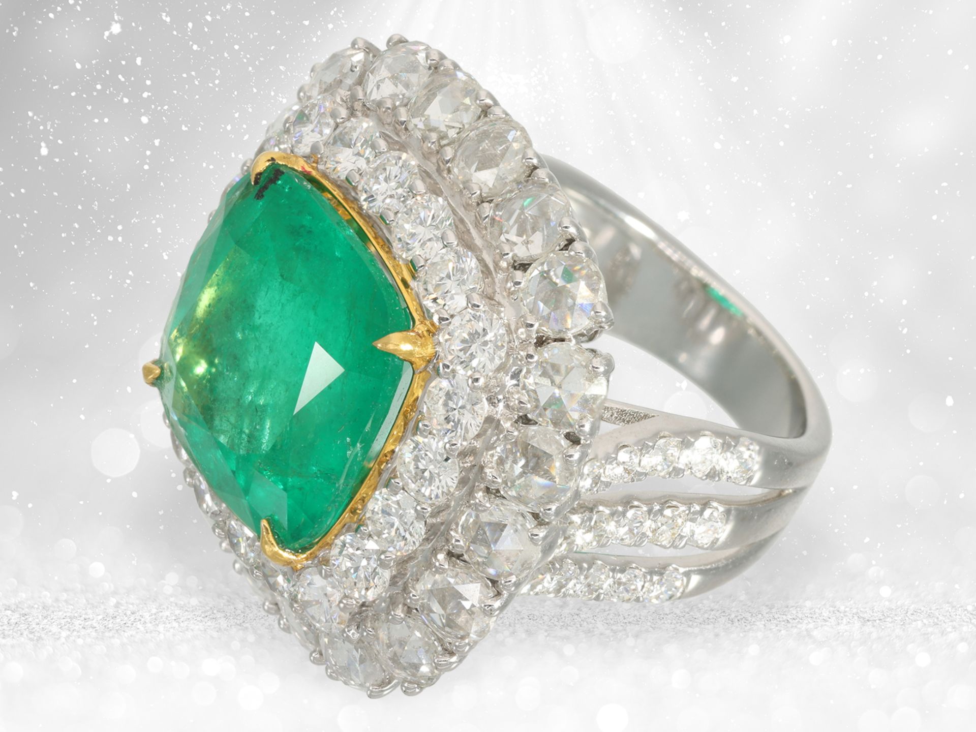 Ring: extremely high quality emerald ring, 11.32ct "Colombia - CE Insignificant", GRS report - Image 7 of 8