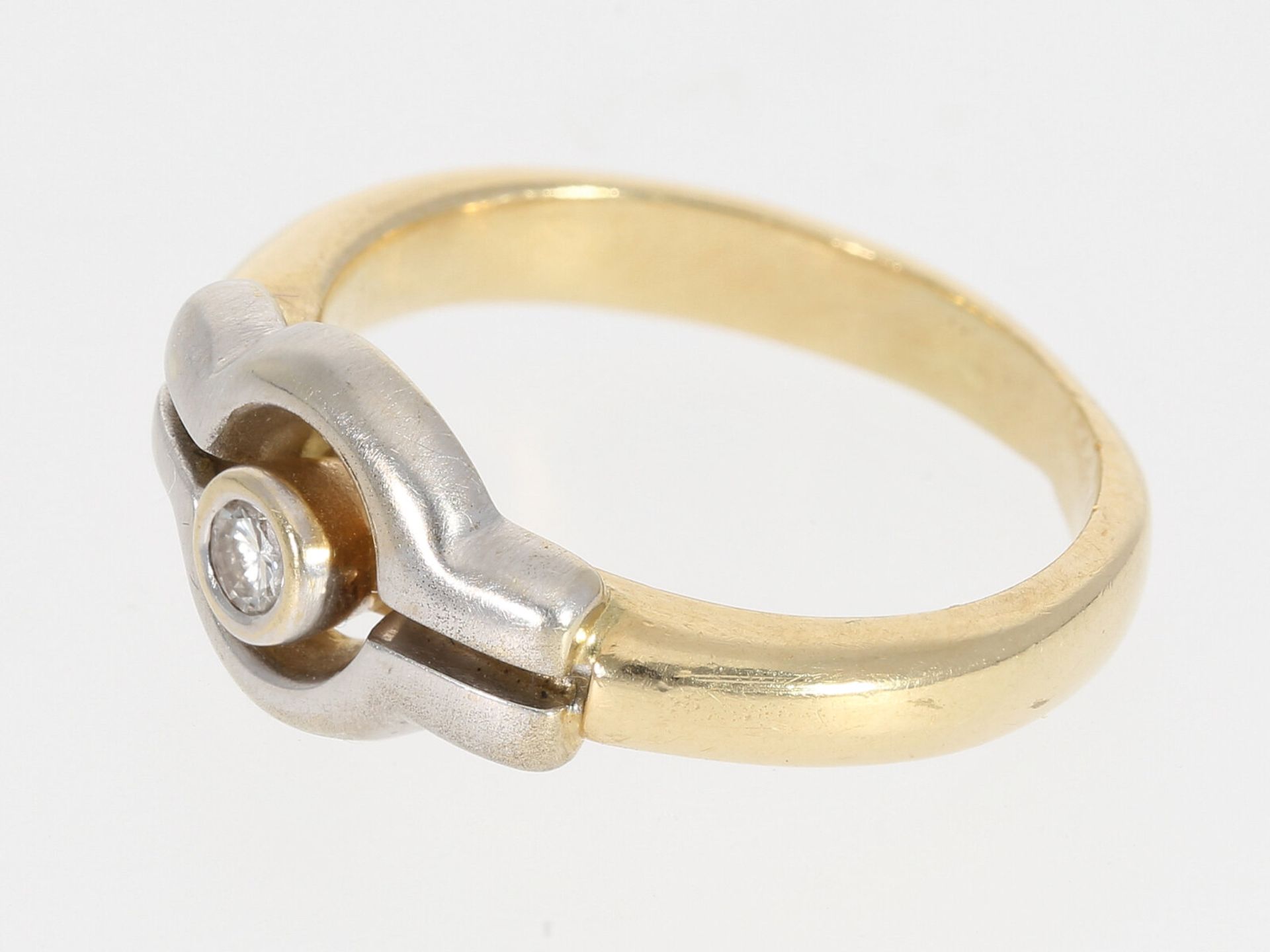 Ring: vintage Designer-Goldschmiedering mit Brillant - Bild 3 aus 4