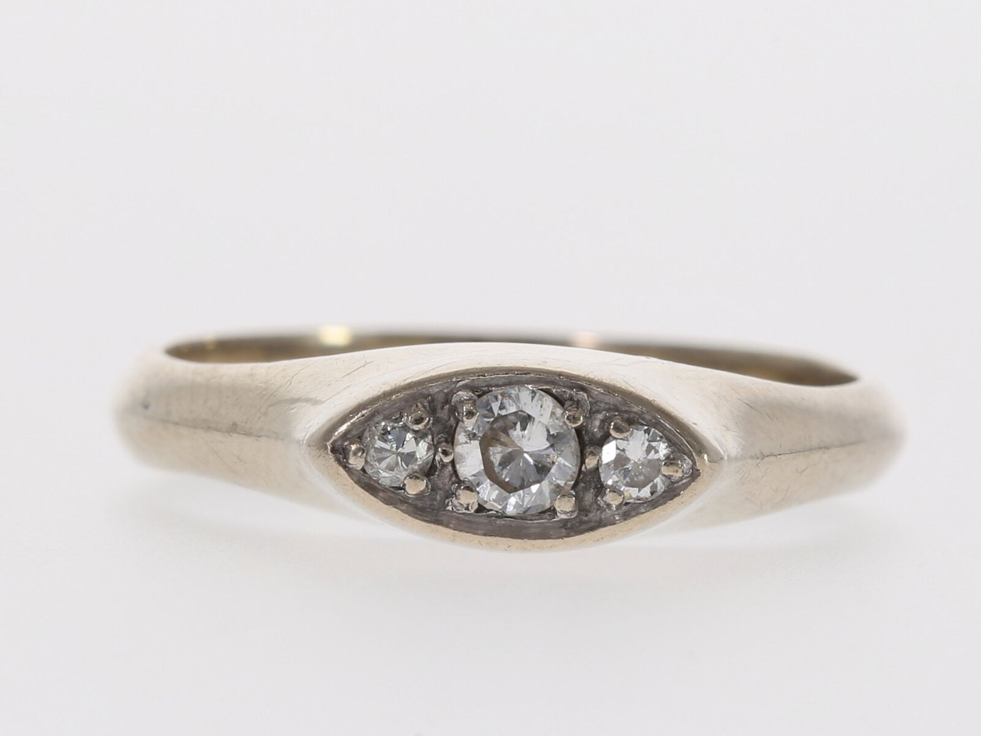 Ring: zierlicher antiker Damenring mit Brillantbesatz - Bild 5 aus 6