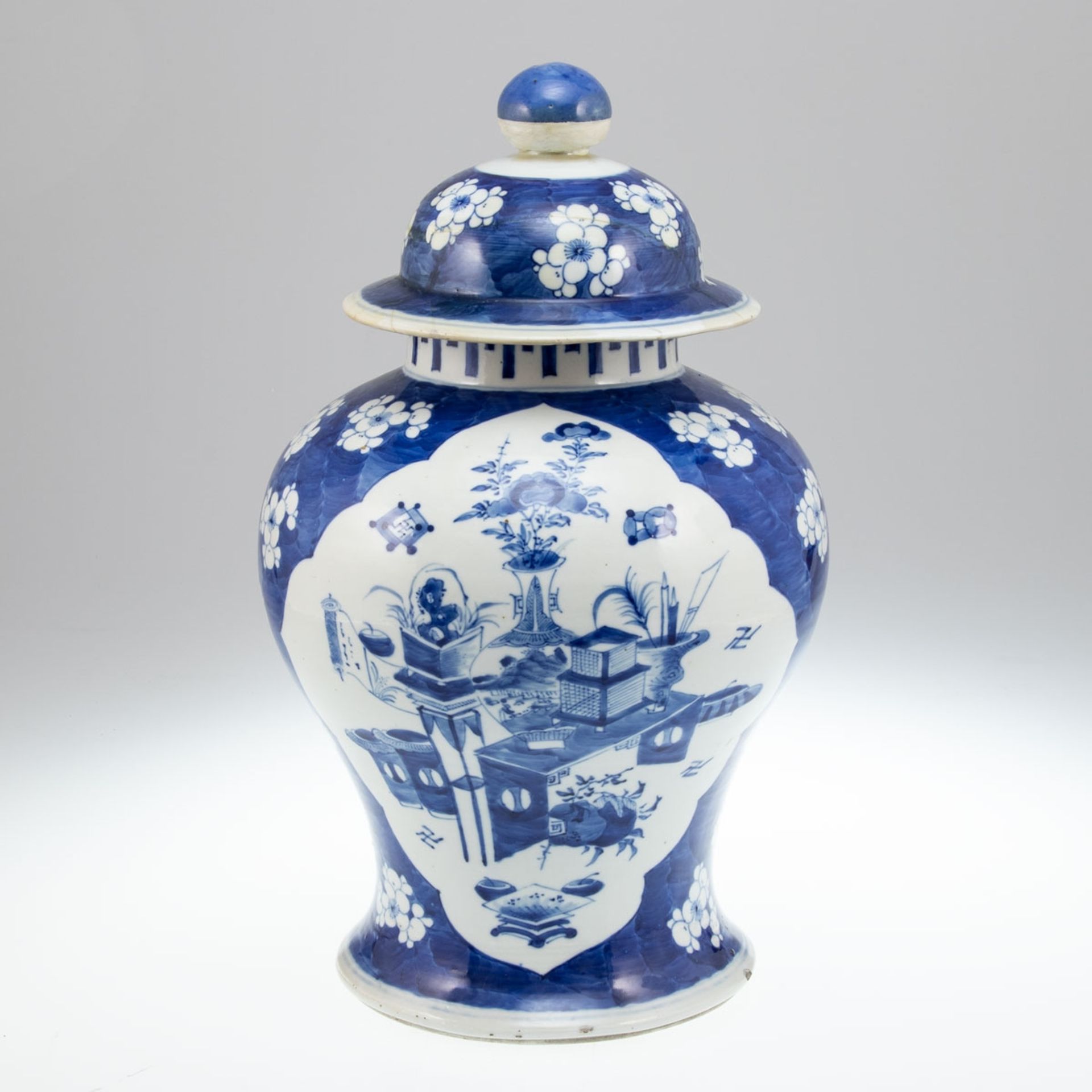 Deckelvase, China, 19. Jahrhundert - Image 2 of 2