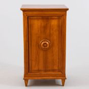 Biedermeier Pfeilerschrank 19.  Jahrhunderts