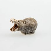 Netsuke, Japan um 1900, Nilpferd