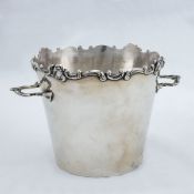 Blumentopf mit Henkeln