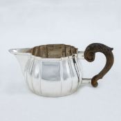 Milchkännchen im Barock Stil