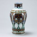 Jugendstil Vase. Haagsche Plateelbakkerij Rozenburg, Den Haag um 1900.