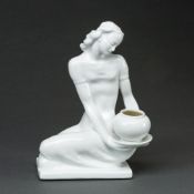 Figur "Sybil" (Mädchen mit Vase und