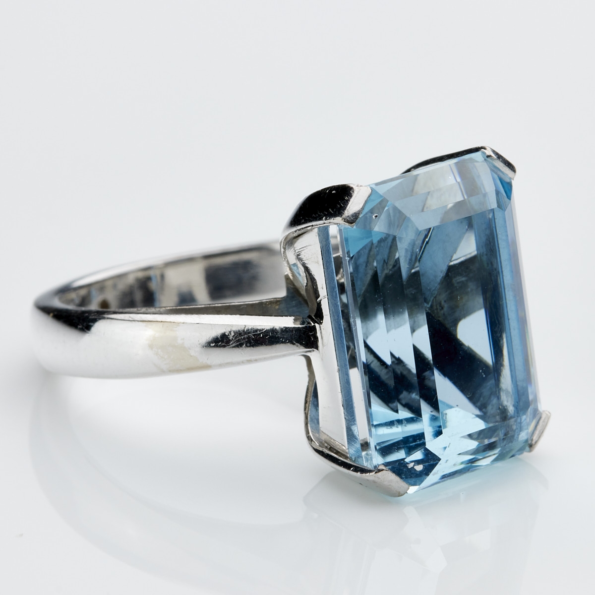 Klassisch schlichter Aquamarin-Ring - Image 2 of 2