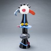 Glasskulptur  Merlin mit roter Nase. Entwurf Otmar Alt - Ausführung Rosenthal AG, Selb 1989.