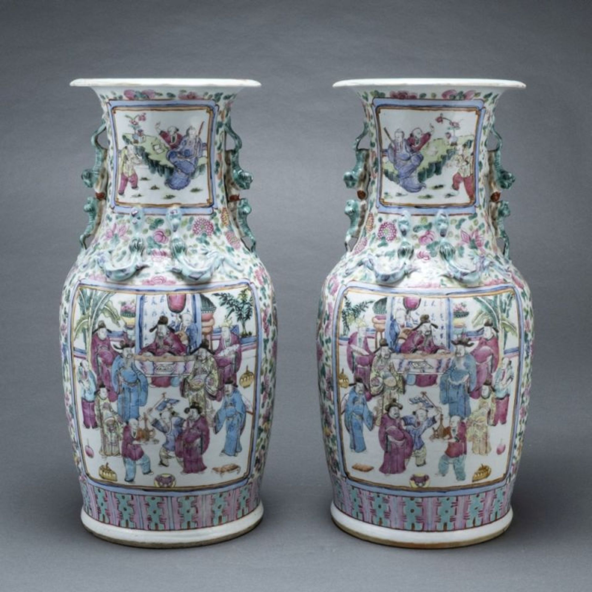 Paar Famille rose-Vasen, China, Qing-Dynastie, 19. Jahrhundert - Image 2 of 2