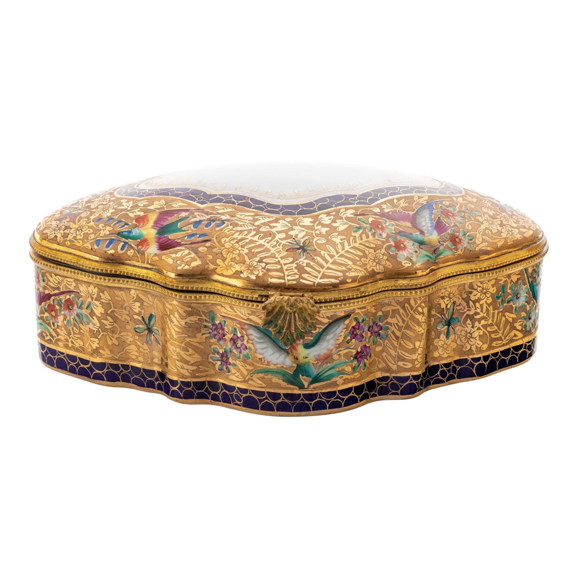 Lidded box with birds of paradise - Image 2 of 3