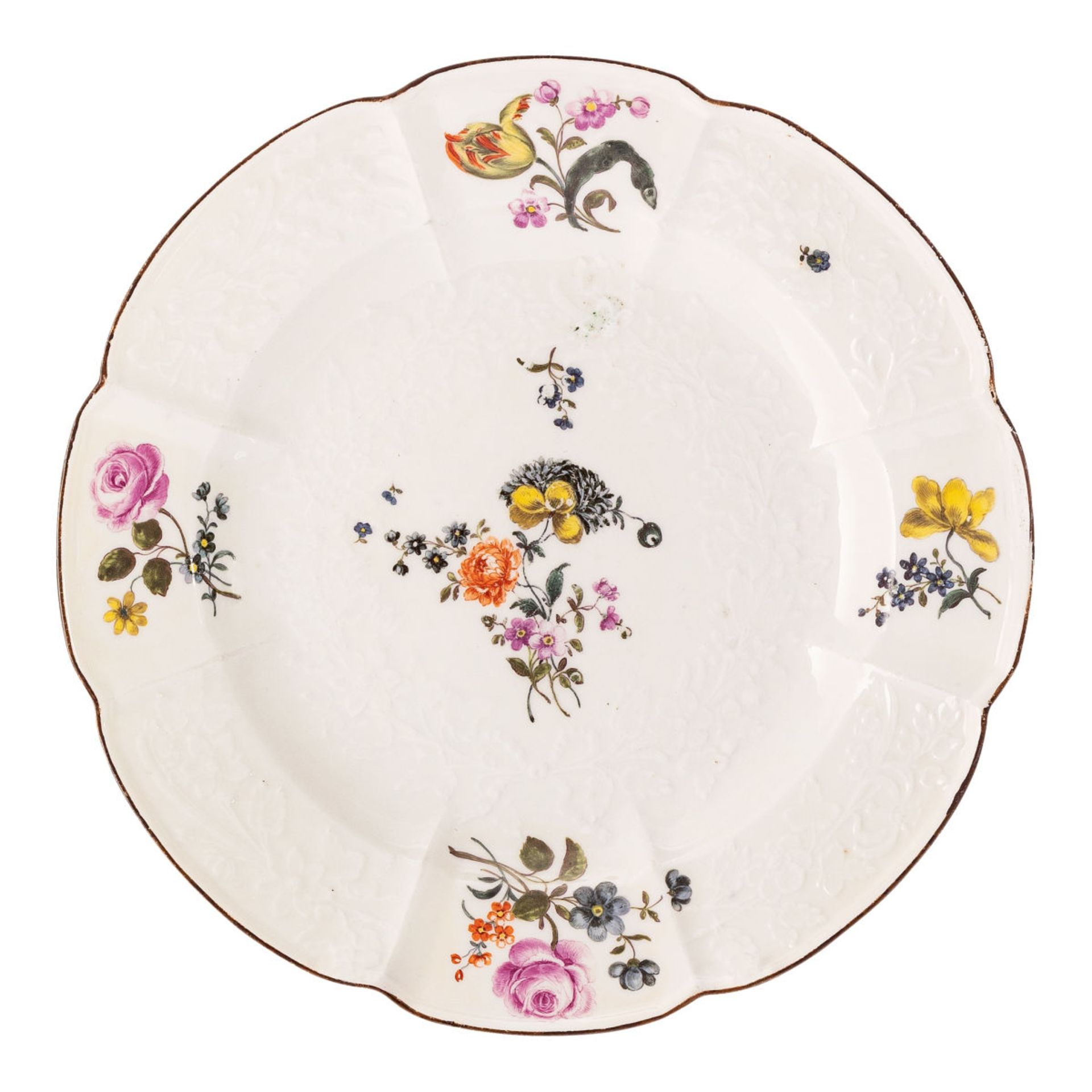 Plate with Gotzkowsky relief and scattered flowers