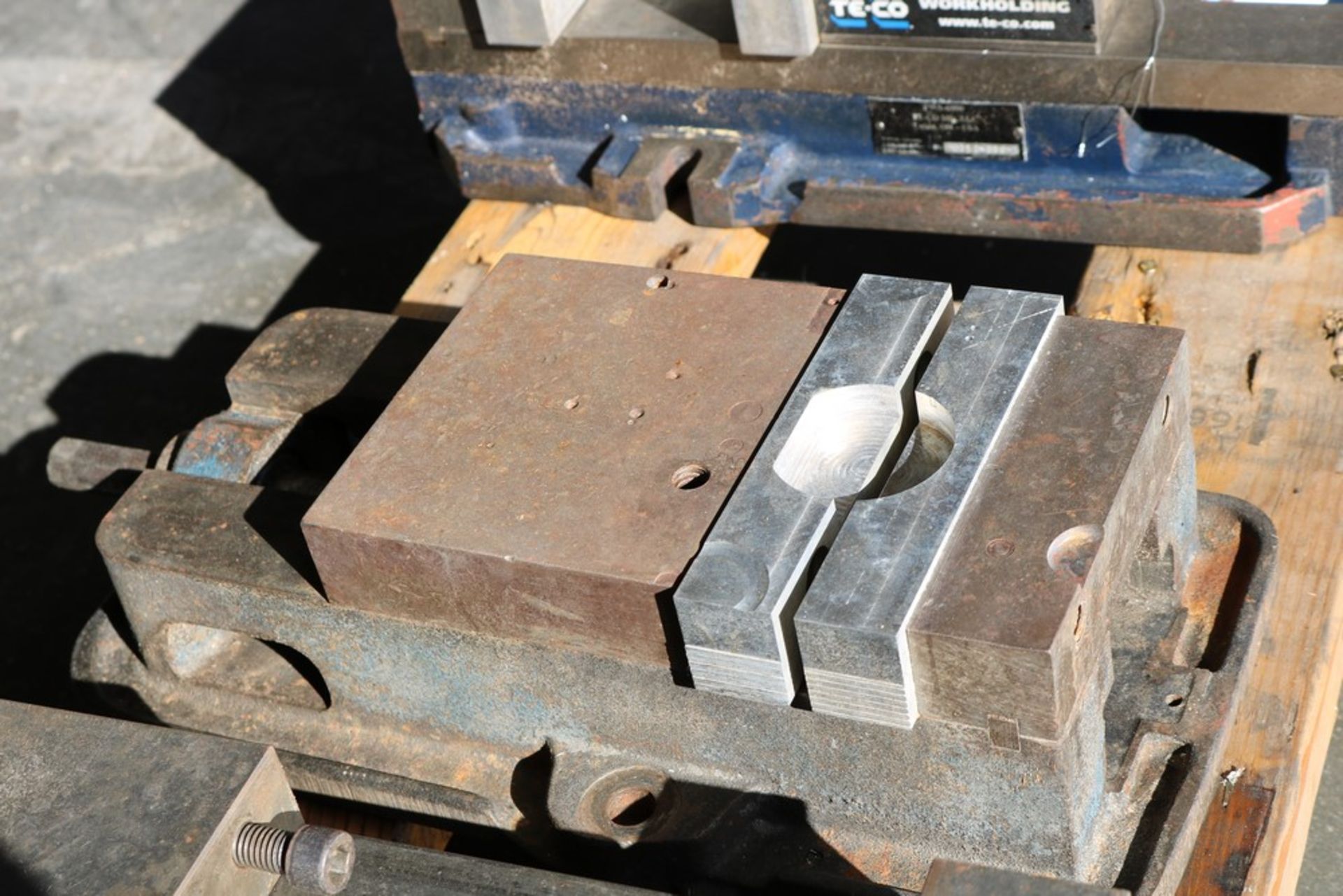 6" Vise - Image 2 of 3