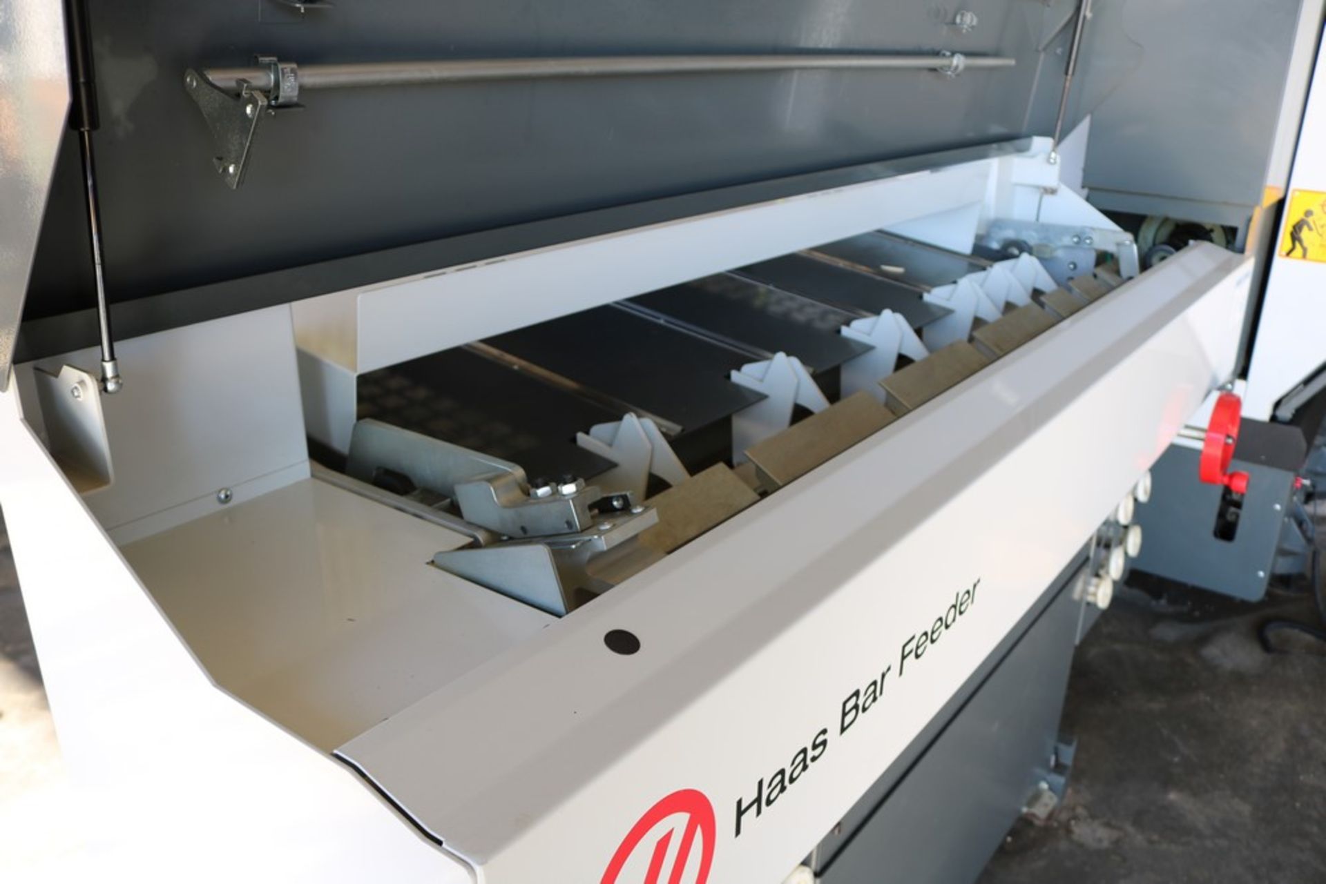 2019 Haas Bar Feeder - Image 3 of 6