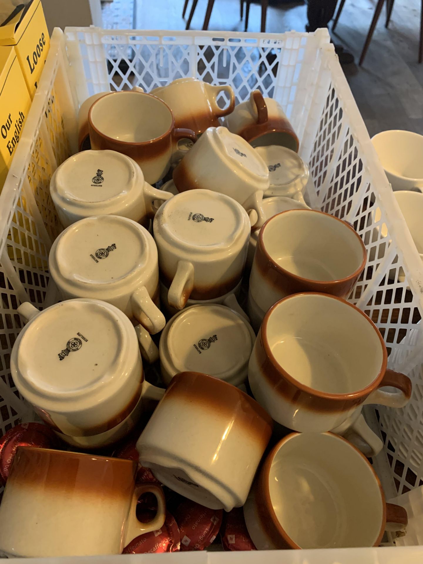 Coffe & Tea mugs pots etc - Image 3 of 4