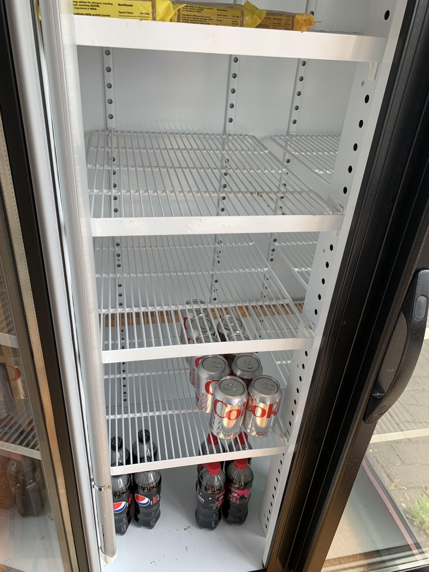 Staycold glazed drinks fridge - Image 3 of 3