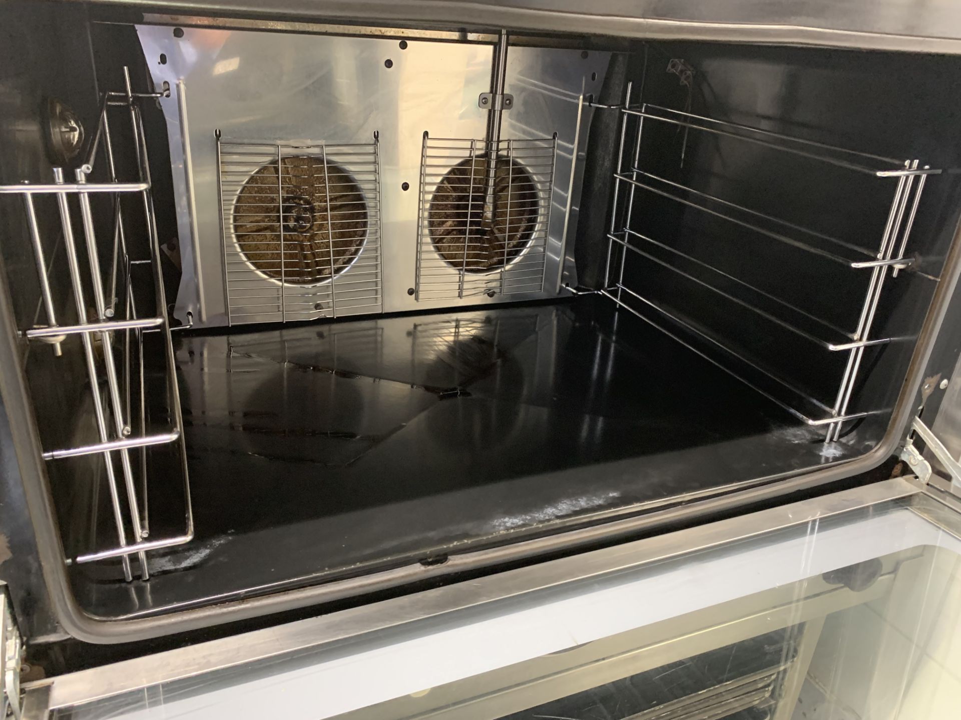 UNOX Model XF090P Electric Bread Oven on Stand with 15 baking trays - Image 3 of 4