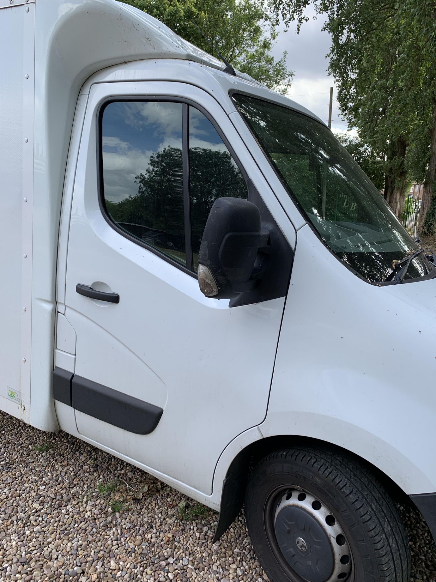 KN67 MHV Vauxhall Movano F3500 CDTI Luton Van - Image 11 of 14