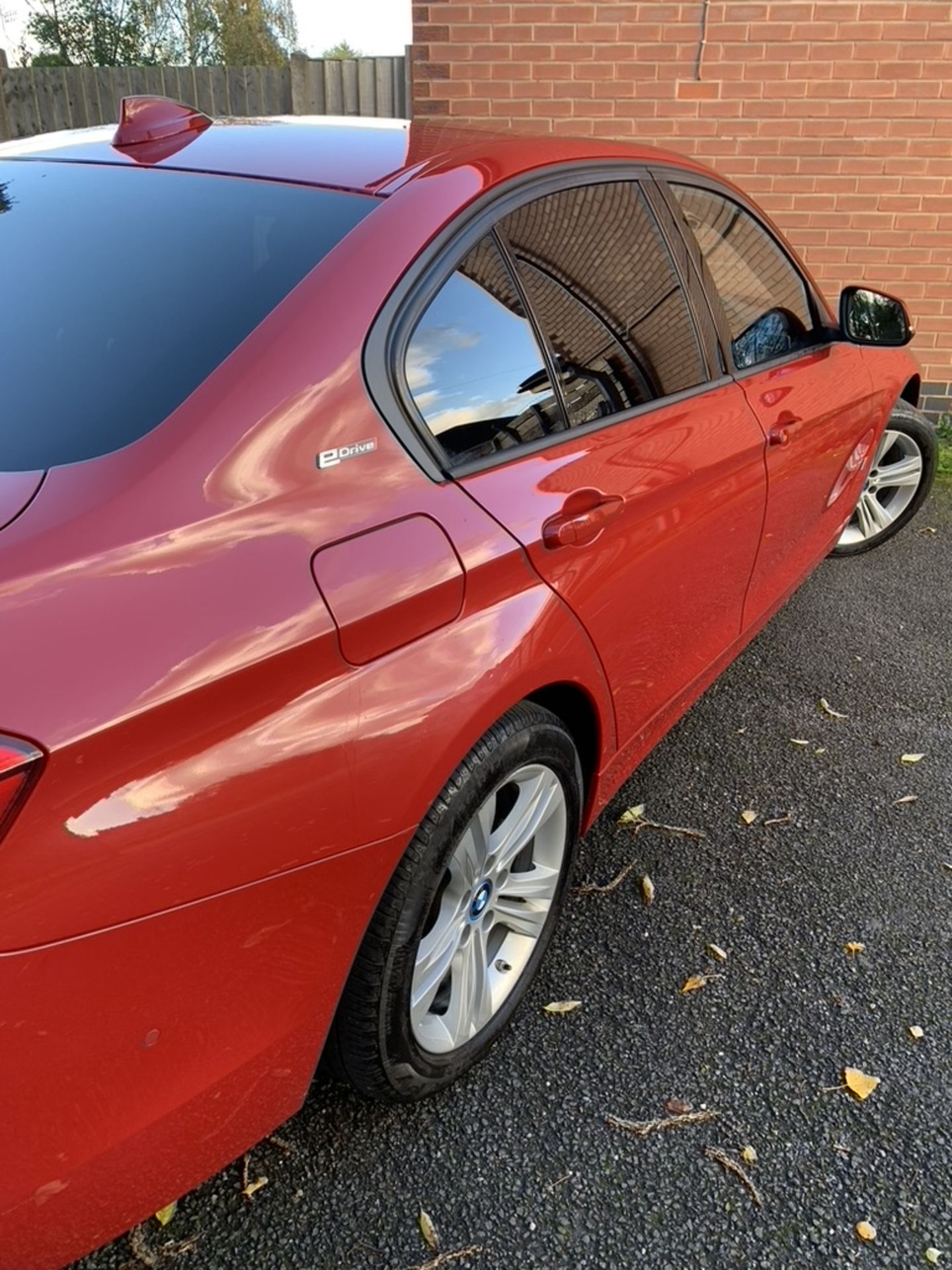 BMW 330e Sport reg NA17 EWN 330 Hybrid Electric 1st Reg 31/5/2017 MOT until 2/6/23 - Image 9 of 25