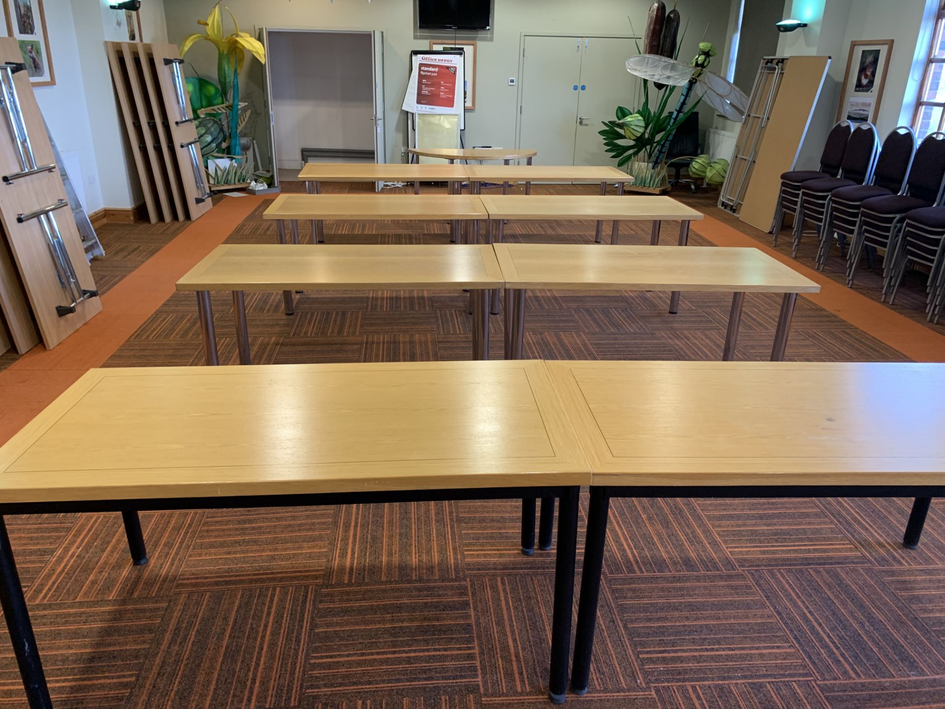 8 x Oak Effect Rectangular tables & 1 curved end all with screw on legs