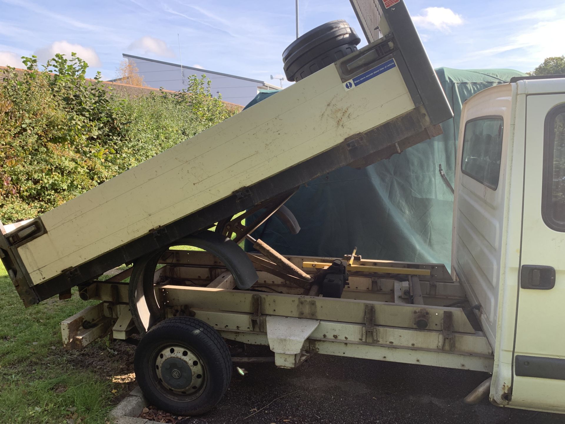 Vauxhall Movano Crew Cab Tipper reg YP57 ZYR MOT 28/3/23 2 keys some history V5C present - Image 13 of 17