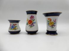 3 Vasen Meissen m. Blumen, Kobalt- u. Goldrand