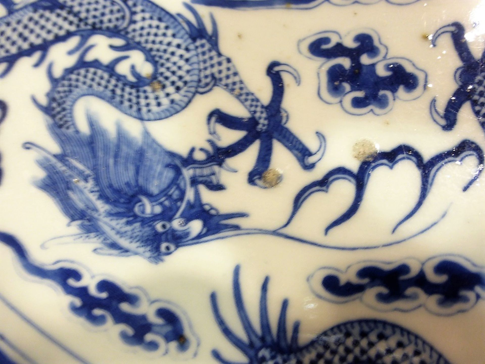 Großer Drachenteller im Ming - Stil - Bild 4 aus 6