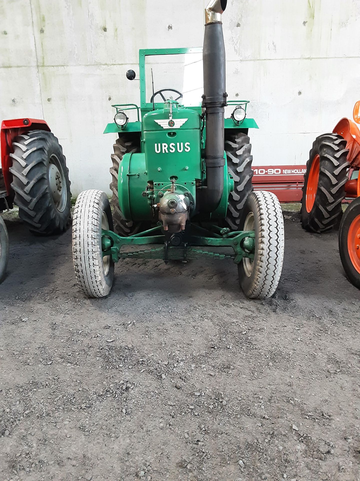 VINTAGE TRACTOR URSUS - Image 30 of 35