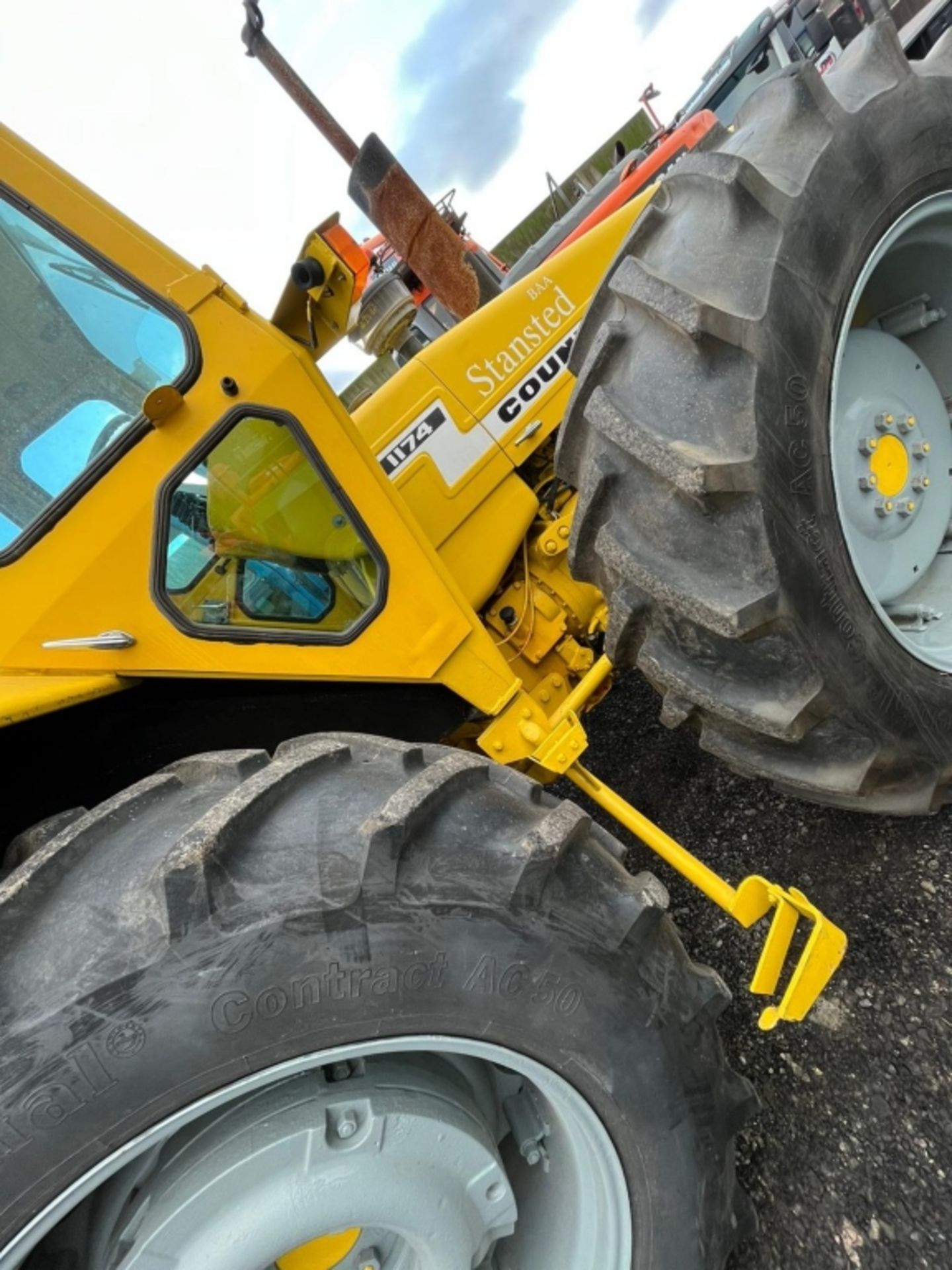 VINTAGE TRACTOR COUNTY STANSTEAD 1175 - Image 21 of 45