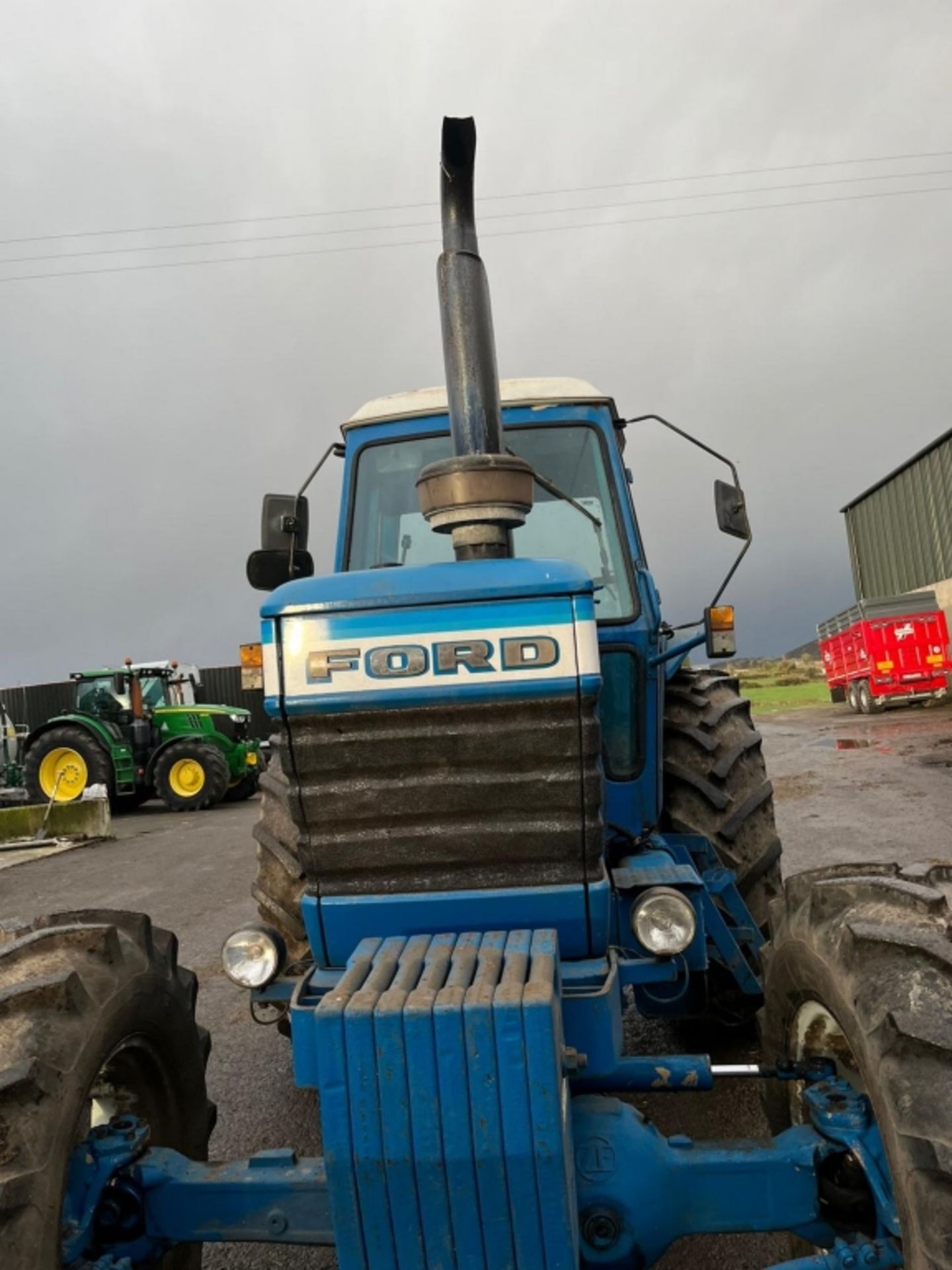 FORD TW20 TRACTOR 1983 - Image 2 of 19