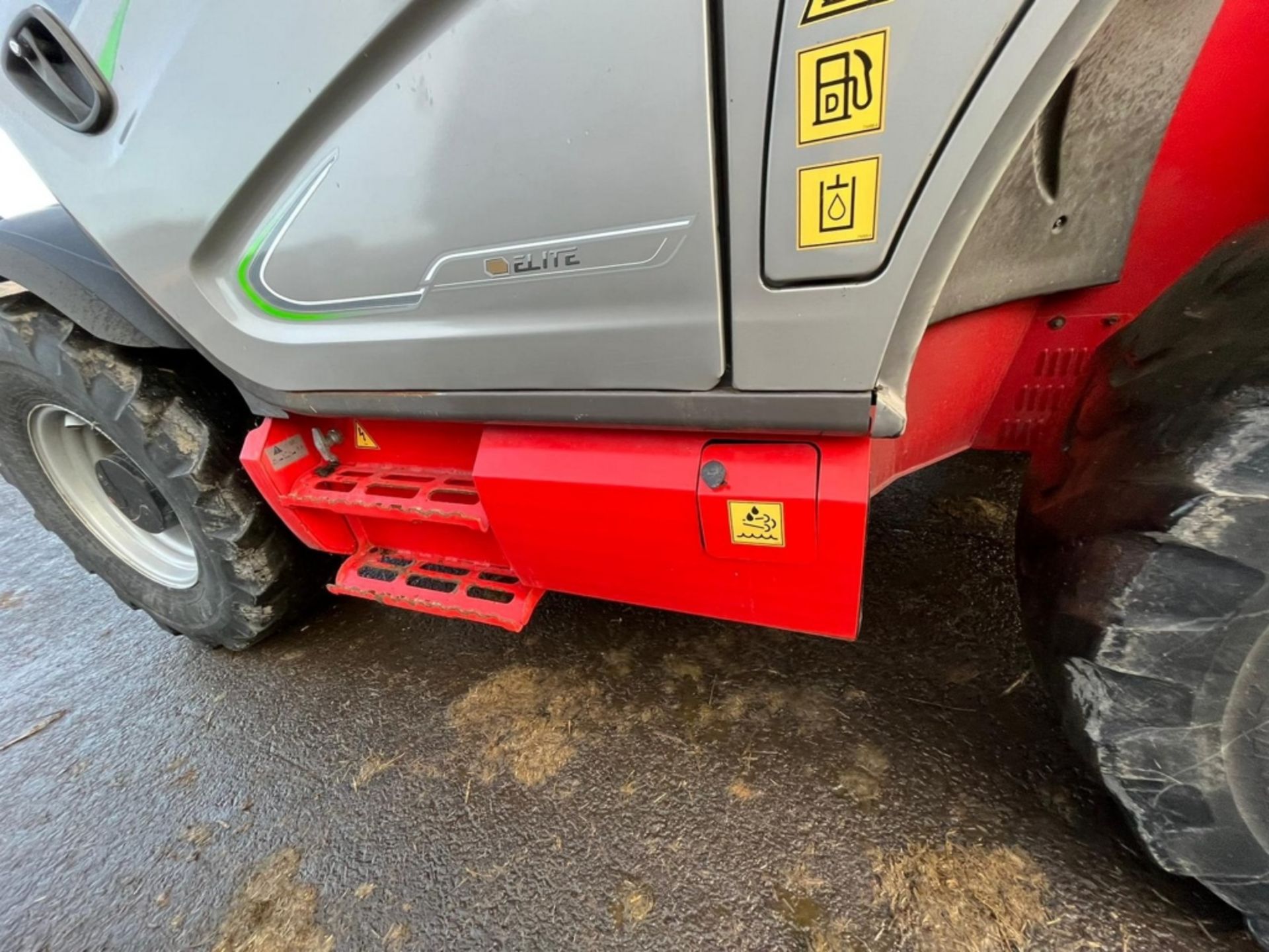 MANITOU ELITE TELEHANDLER 6 TON LIFT 2017 - Image 20 of 44