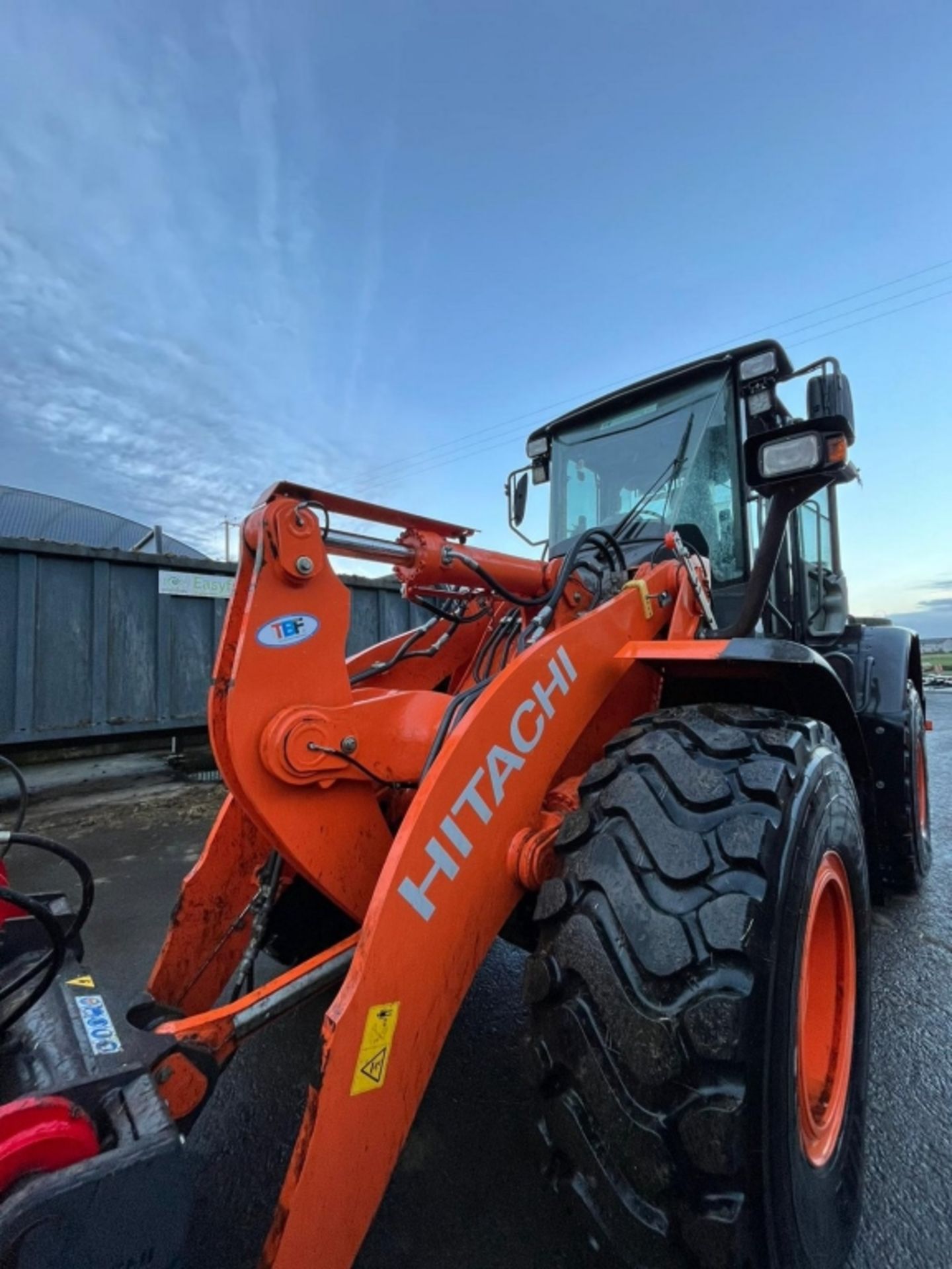 HITACHI LOADING SHOVEL 2W180 2019 - Image 11 of 28