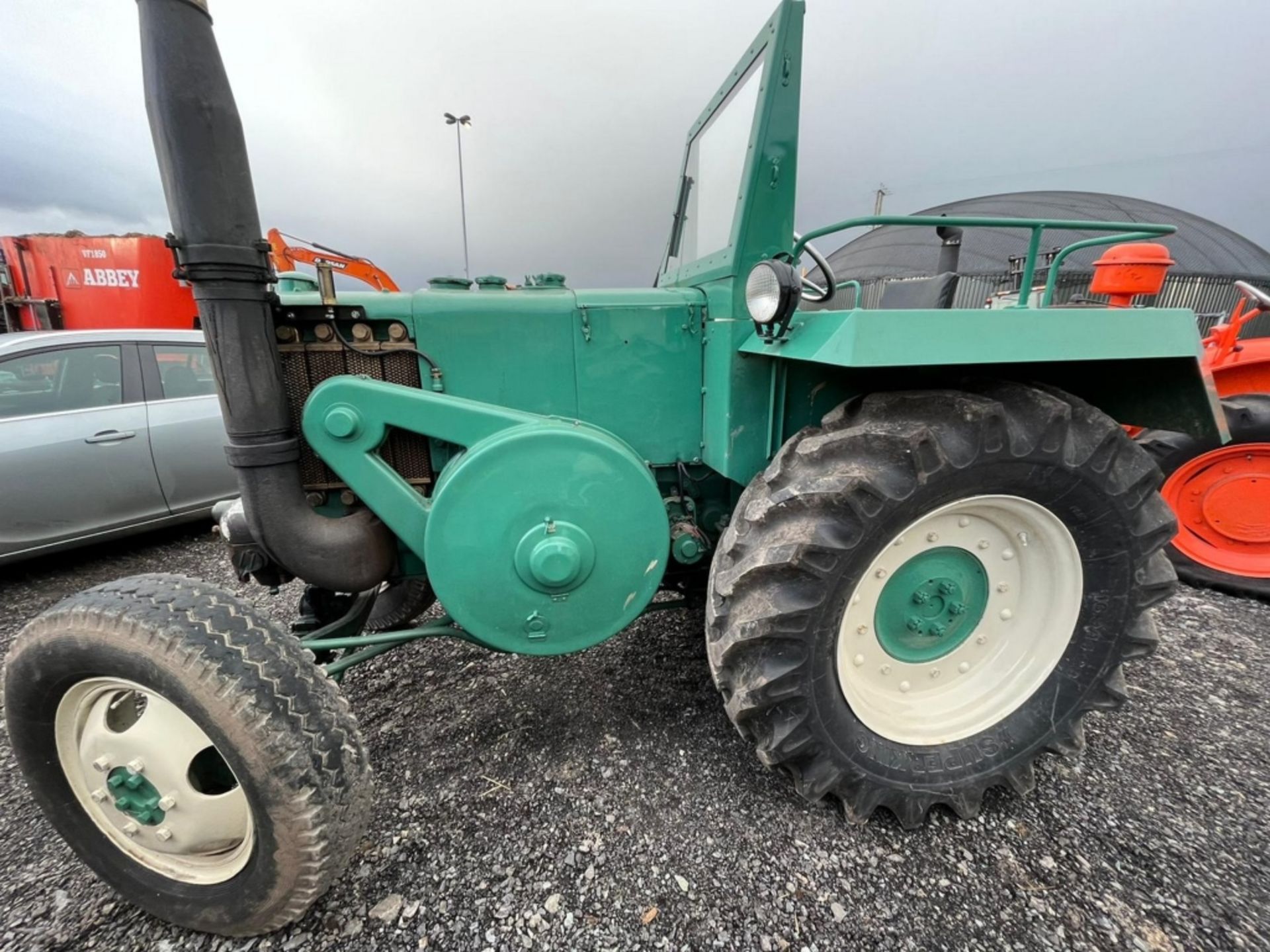 VINTAGE TRACTOR URSUS - Image 5 of 35