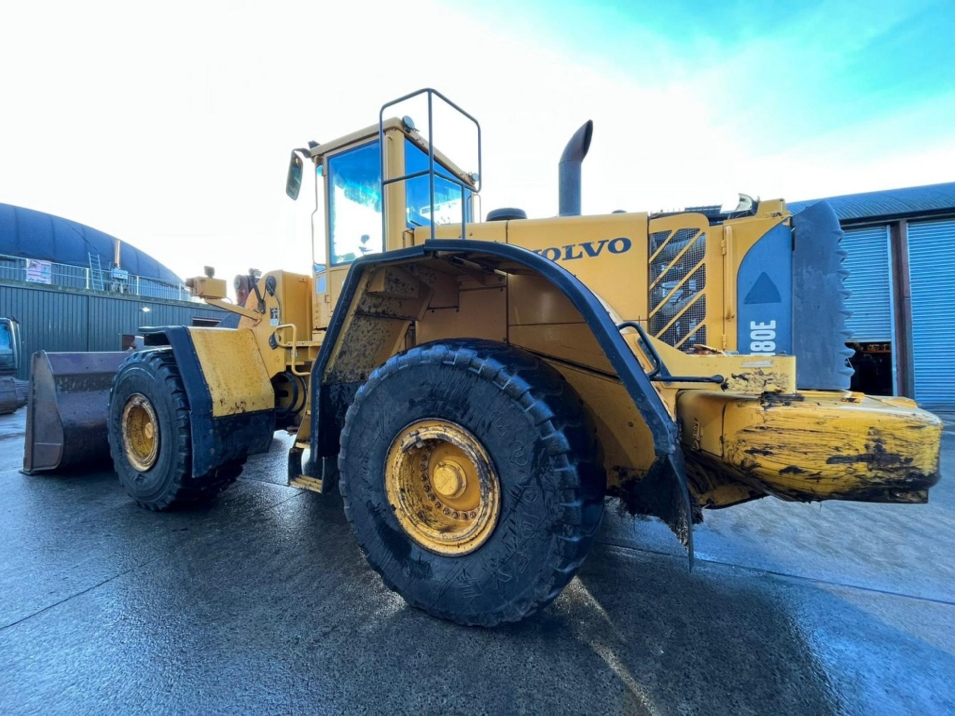 VOLVO L18OE 2007 LOADING SHOVEL - Image 5 of 56