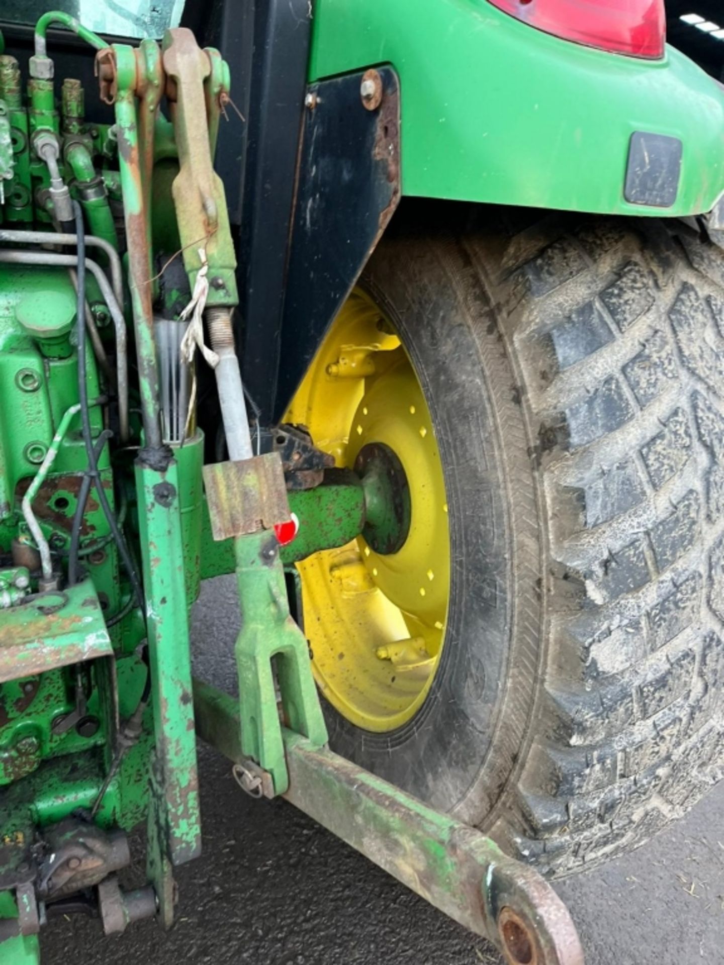 JOHN DEERE 551 5720 2007 - Image 25 of 39