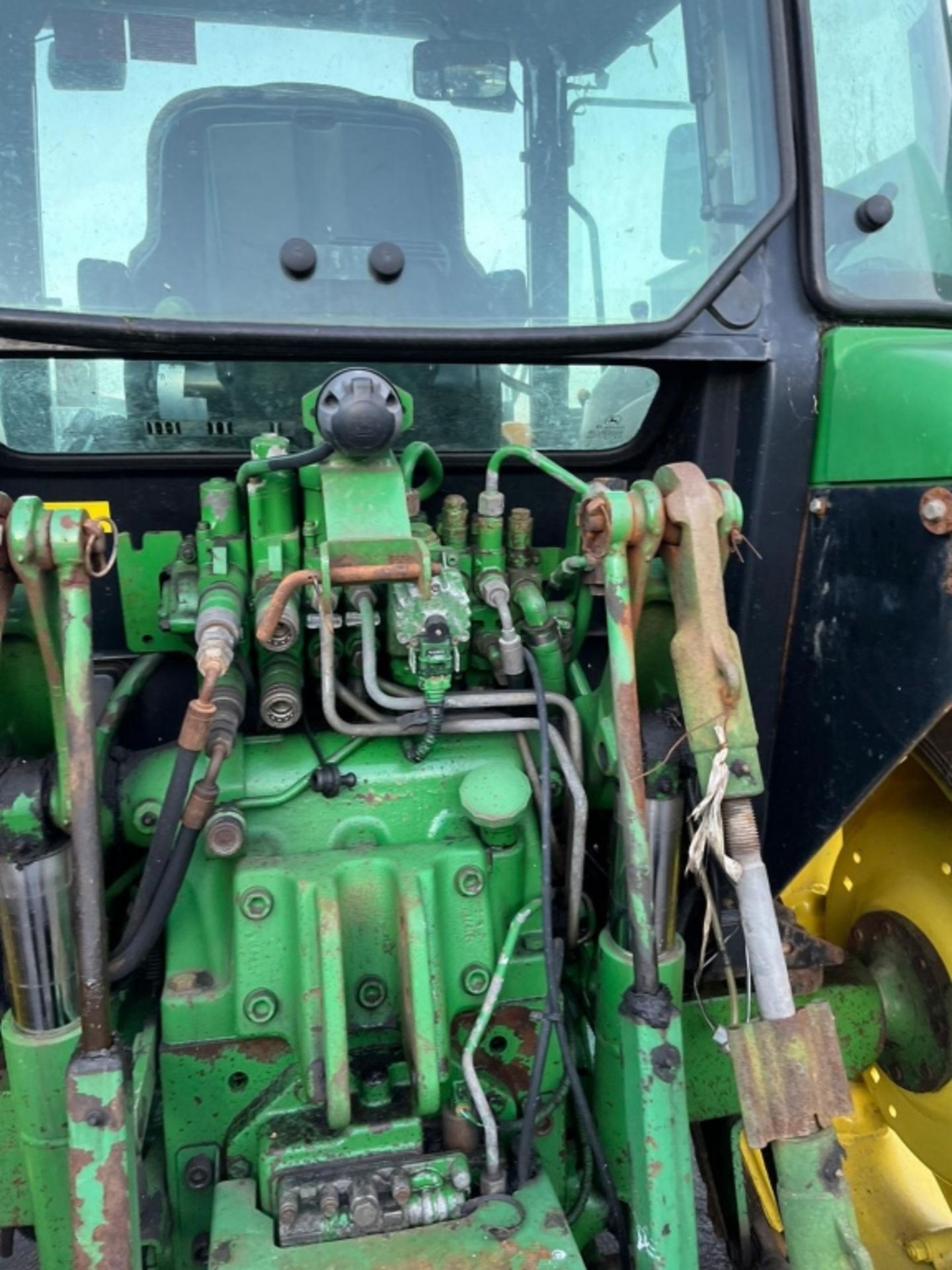 JOHN DEERE 551 5720 2007 - Image 15 of 39